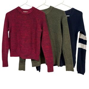 Lot of 3 Sweaters Teens Juniors Size Small Crew Neck Pull Over